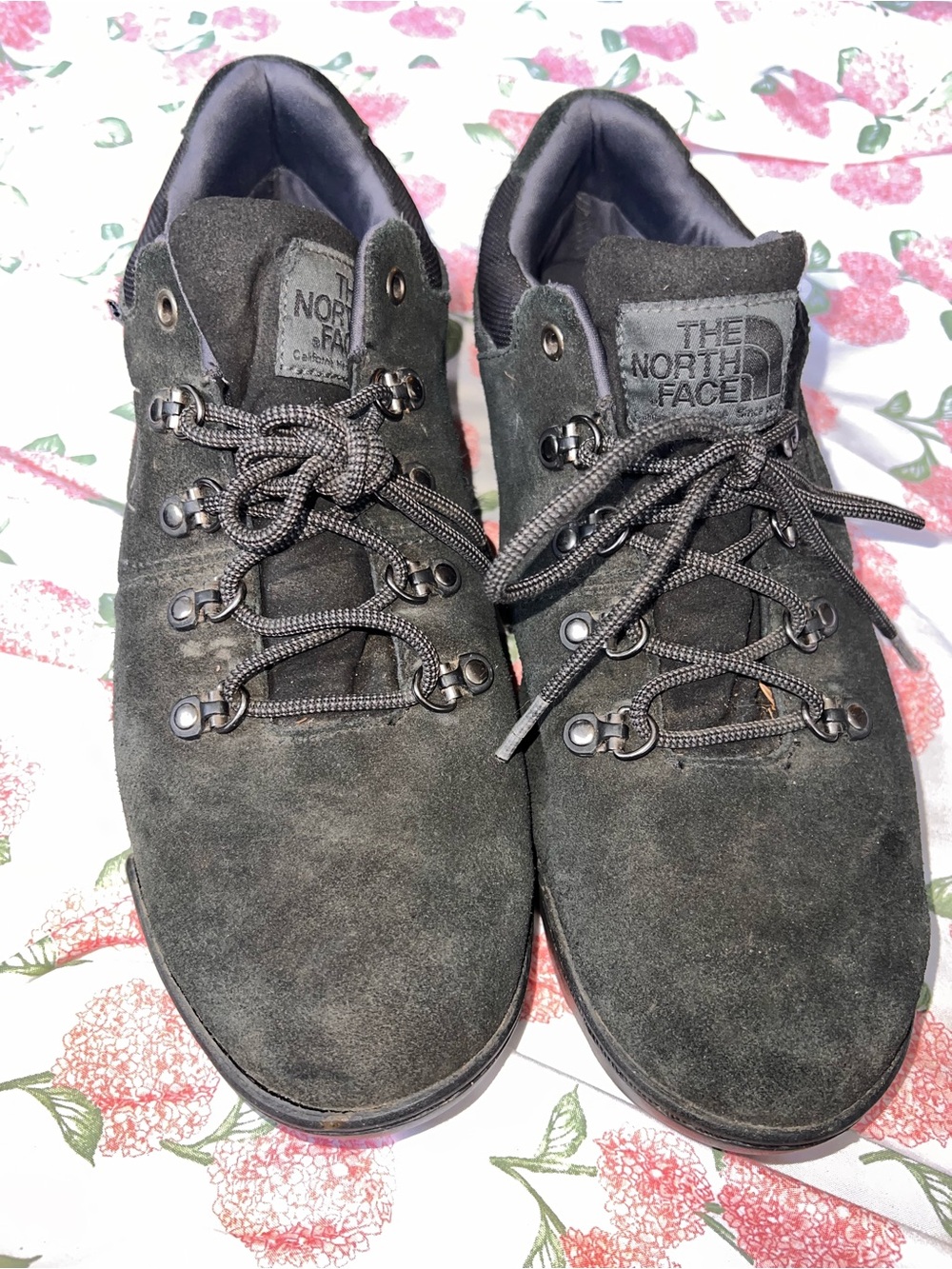 The North Face Men's Charcoal Suede Chukka Boots